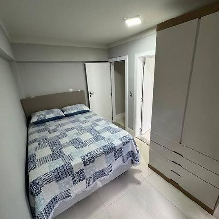 ボンビーニャスAparto Canto Da Praia /40M D Marアパートメント エクステリア 写真